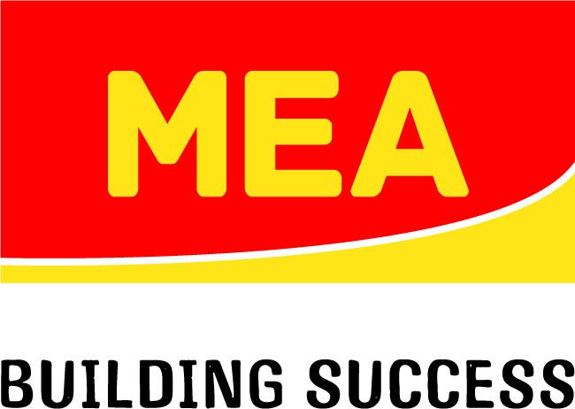 Das MEA-Logo mit gelbem Schriftzug auf rotem Hintergrund und dem Slogan „BUILDING SUCCESS“ darunter.